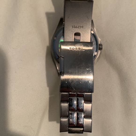 Officially Licensed New York Giants Fossil Watch - Picture 3 of 4